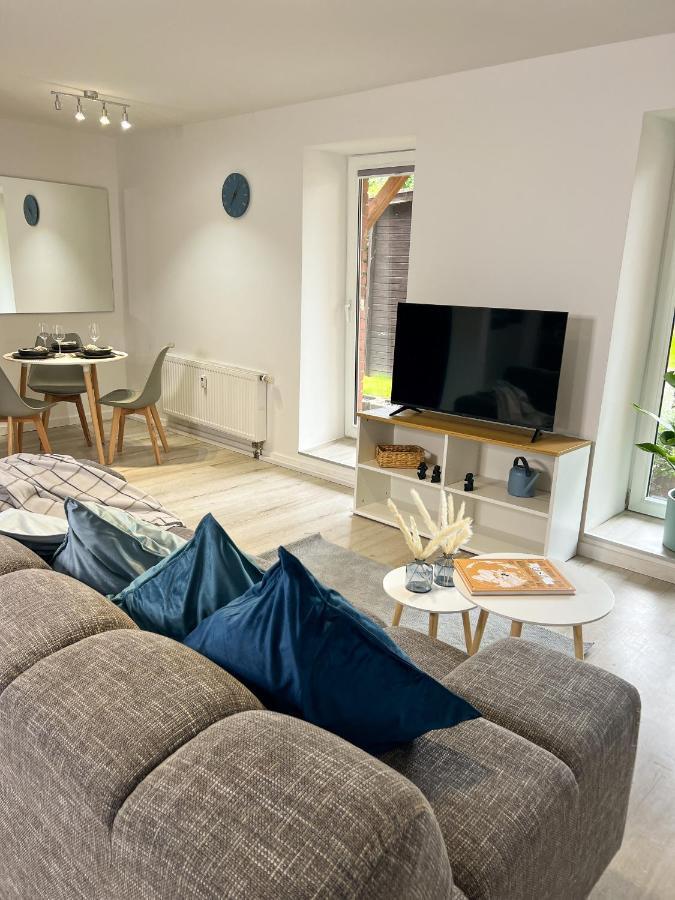 Home Inn Apartments - 201 Минден Экстерьер фото